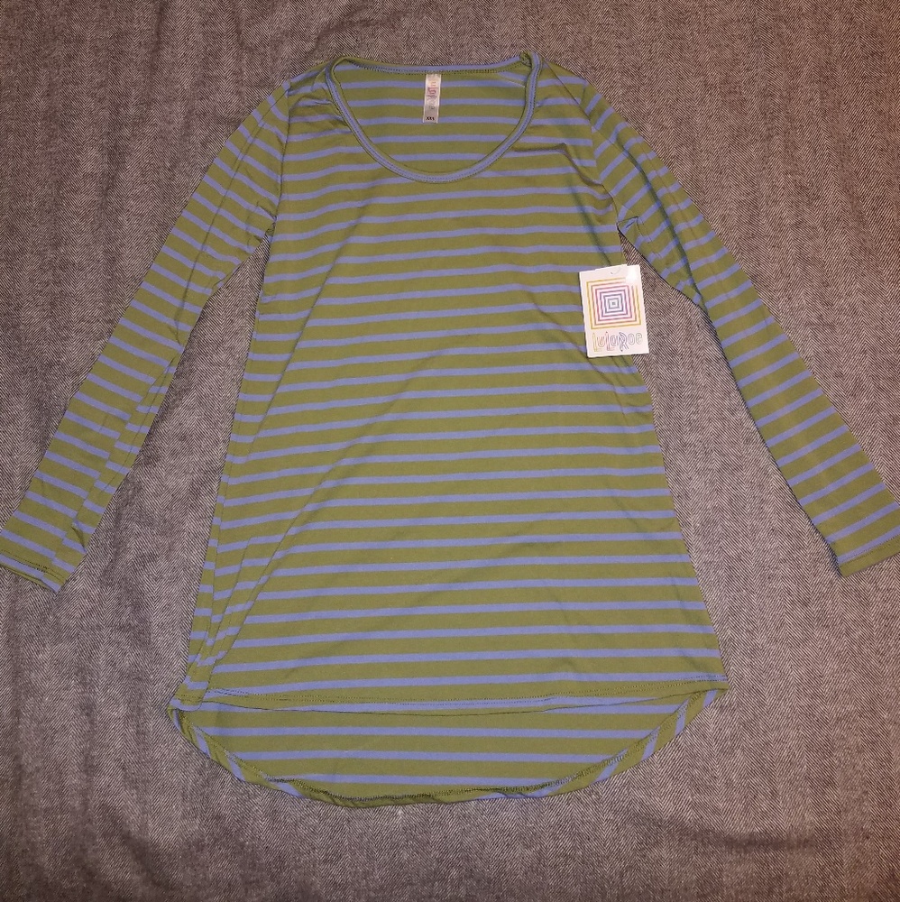 LuLaRoe Lynnae Long Sleeve shirt